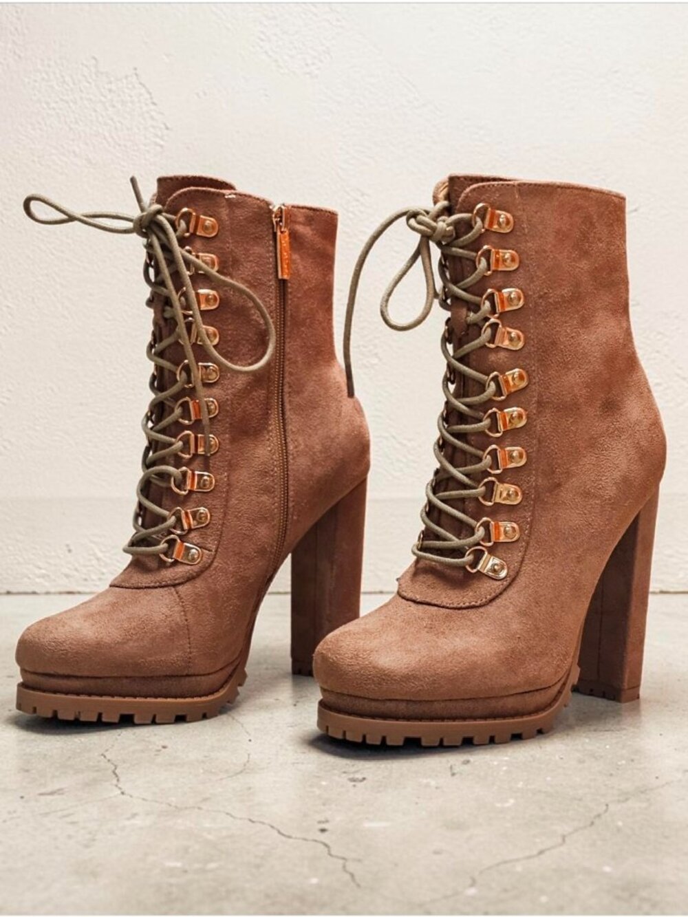 Faux Suede Lace-Up High Heel Platform Boots Taupe Womens Size 6.5 - Picture 2 of 15
